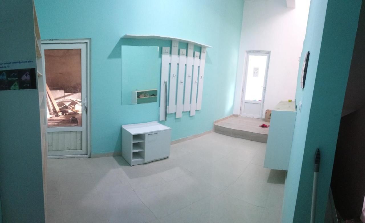Хостелы Room at a Villa Баку-12